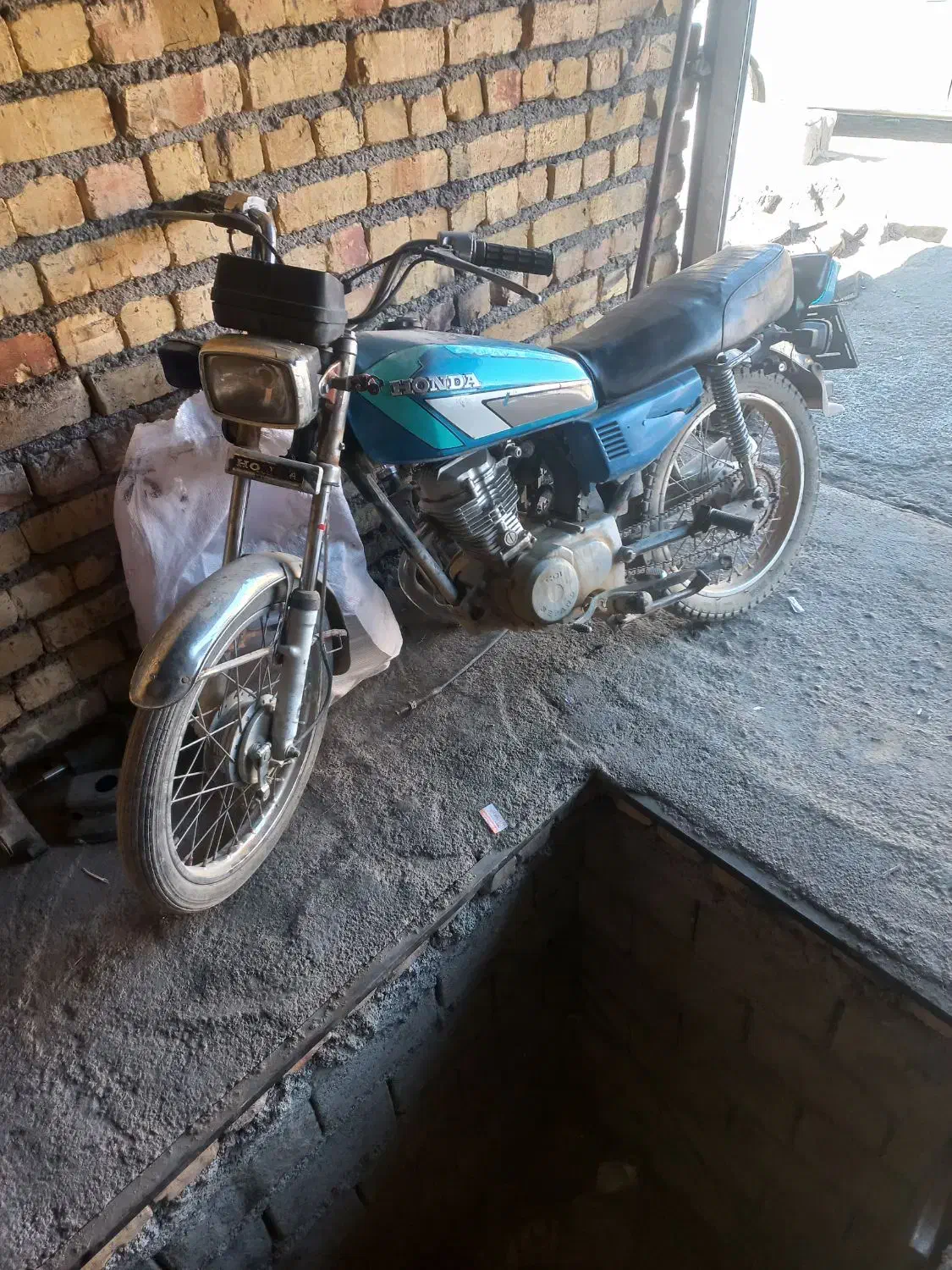 ۴ عدد موتور هوندا|موتورسیکلت|فریدونشهر, |دیوار