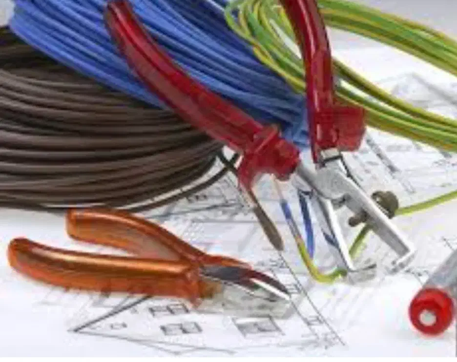 سیم کشی ساختمان و برق صنعتی|خدمات پیشه و مهارت|تربت جام, بیست متری منبع آب|دیوار