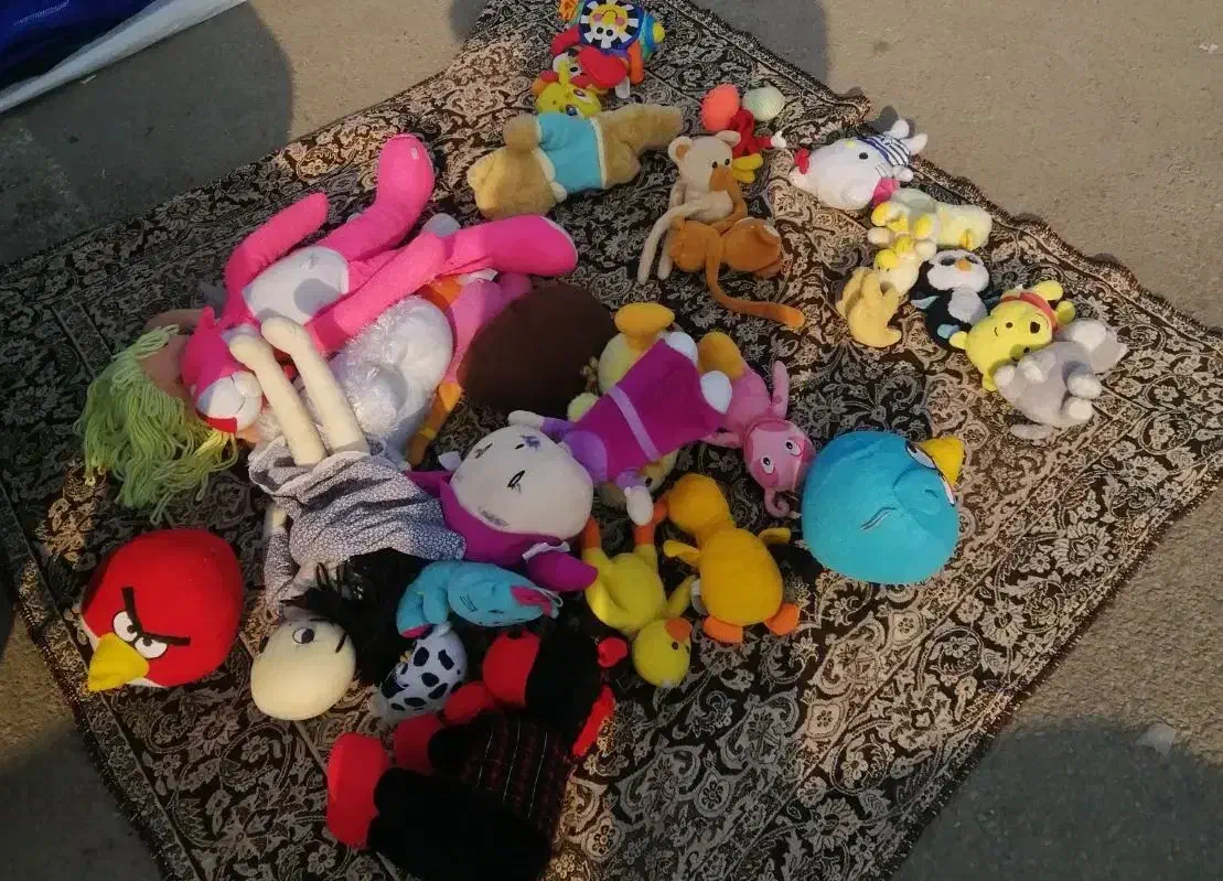 عروسک رایگان|اسباب‌بازی بچه|اهواز, فدک|دیوار