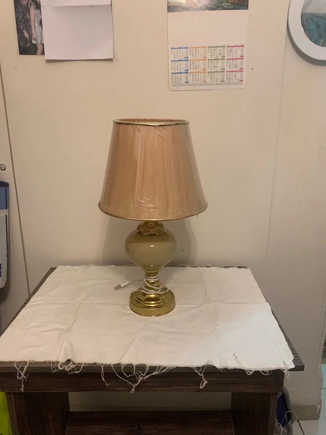 اباژور نو نو شیک مناسب هدیه یا جهیزیه دادن|چراغ خواب و آباژور|کرج, حاجی آباد|دیوار