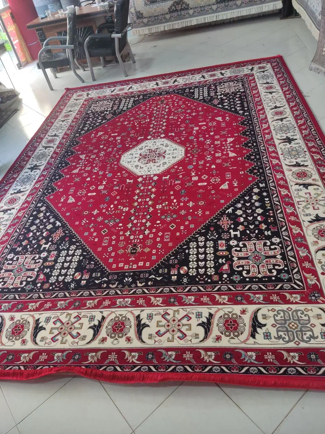 فرش ماشینی ۷۰۰ شانه با تراکم ۲۵۵۰ اصل تک سایز|فرش|هشتگرد, شهرک ولیعصر (مصلی)|دیوار