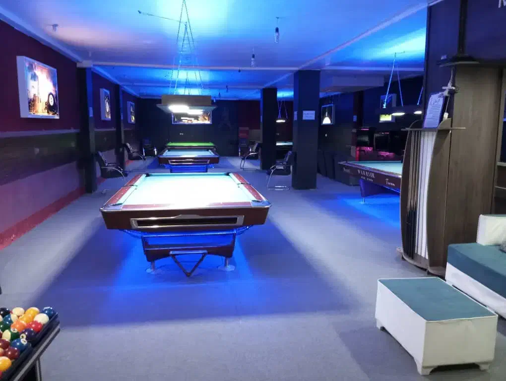 فروش میزهای بیلیارد|ورزش‌های توپی|شاهین‌شهر, عطار|دیوار