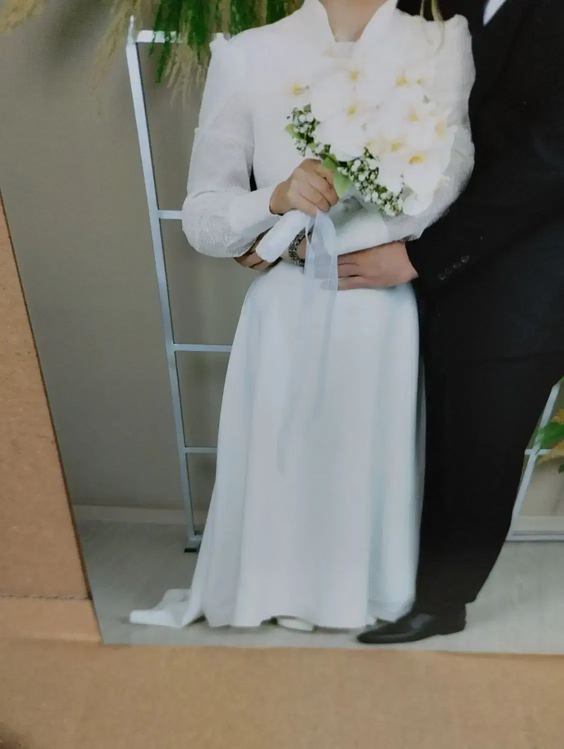 لباس عقد|لباس|ارومیه, |دیوار