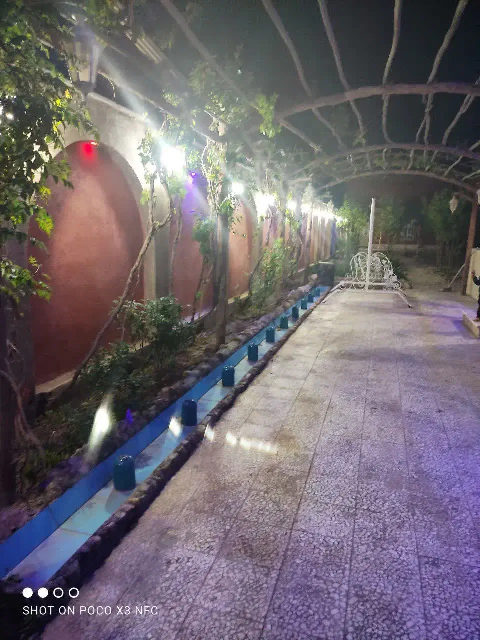 باغ ویلا سه خوابه در جاده قمصر|اجارهٔ کوتاه‌مدت ویلا و باغ|کاشان, صفی آباد|دیوار