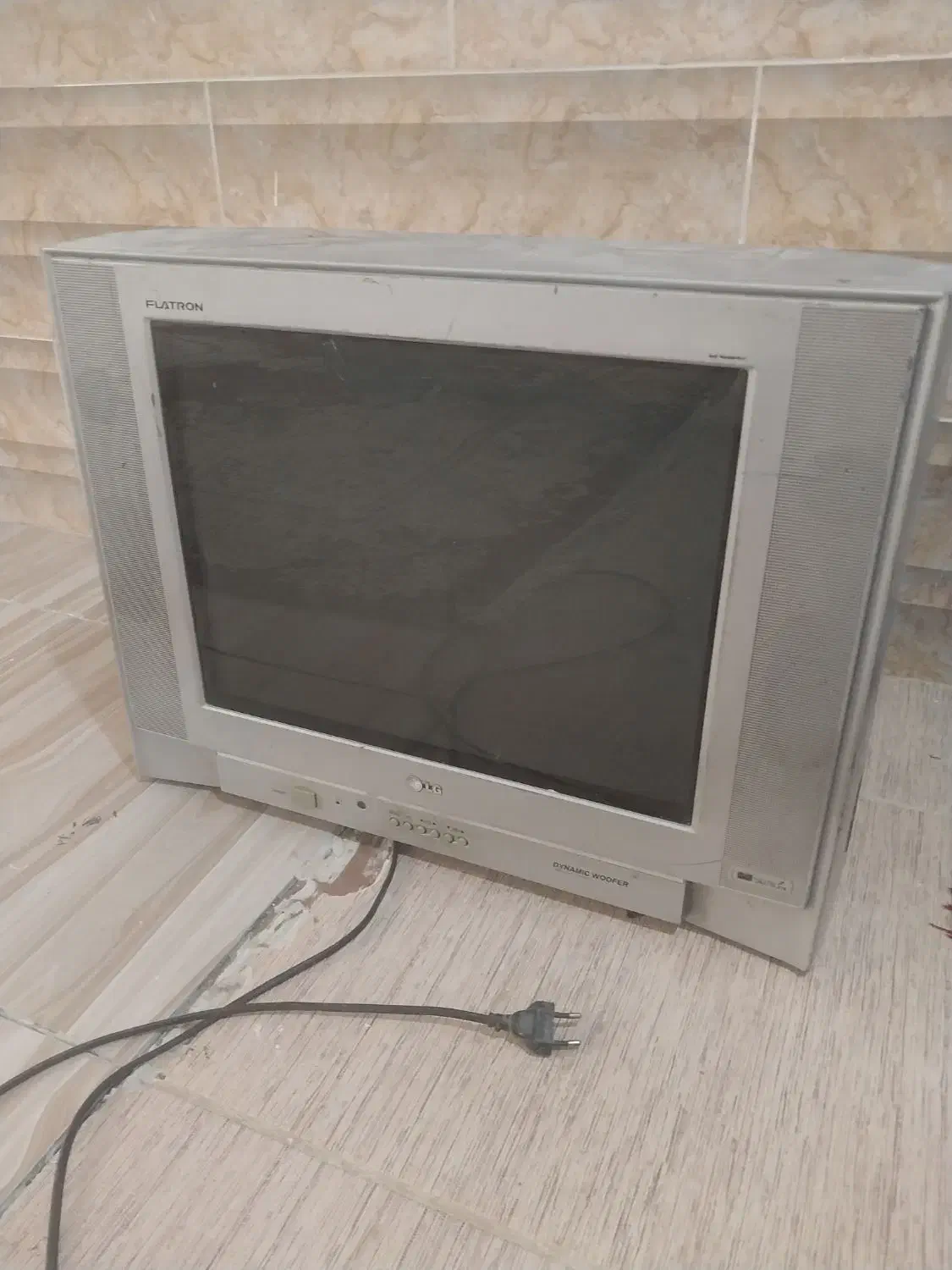 تلویزیون آل جی ۲۱ اینچ|تلویزیون و پروژکتور|زرین دشت (فارس), |دیوار