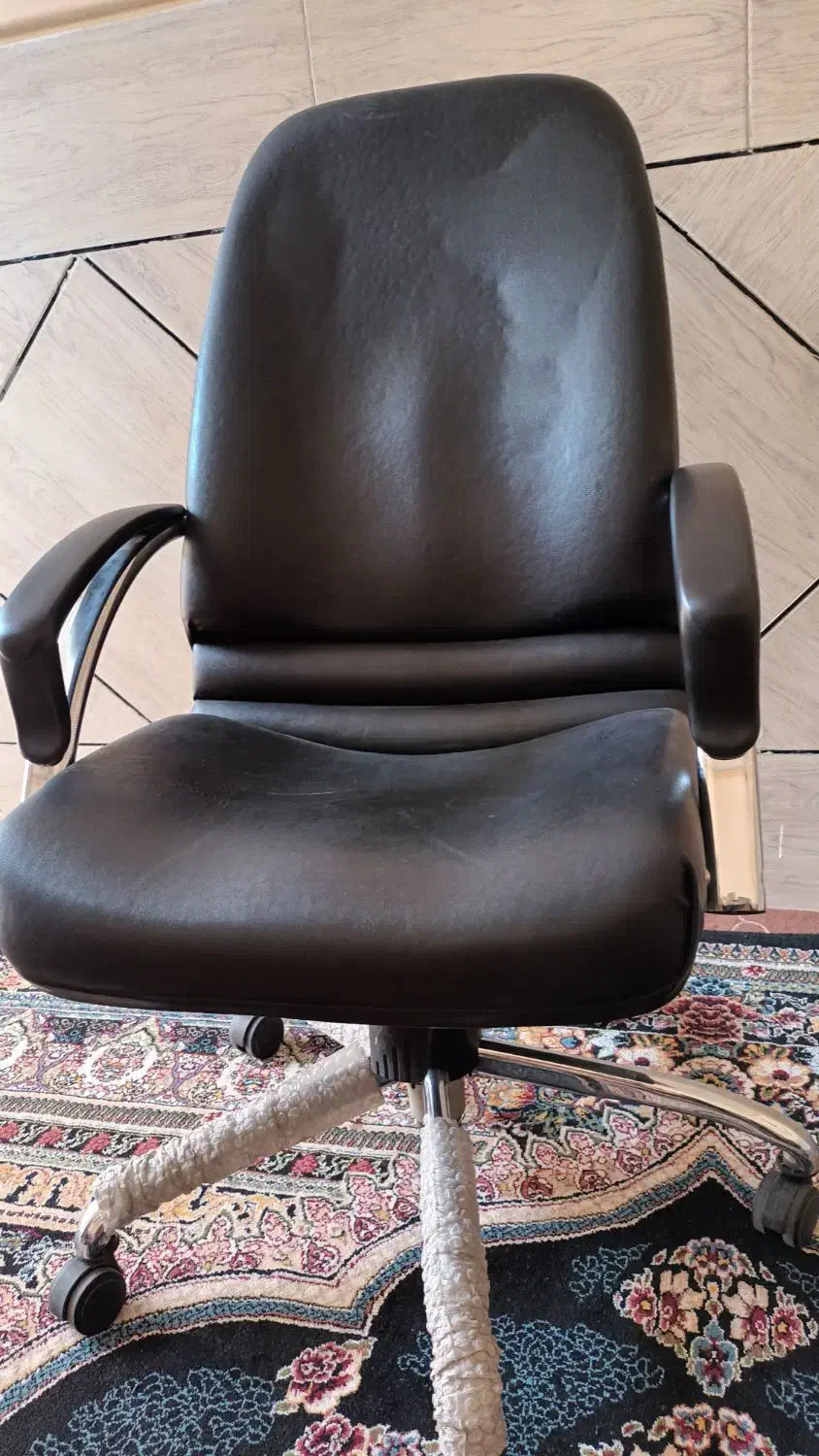 صندلی چرخدار مدیریتی چرم نو نو|مبلمان اداری|اهواز, لشکرآباد|دیوار