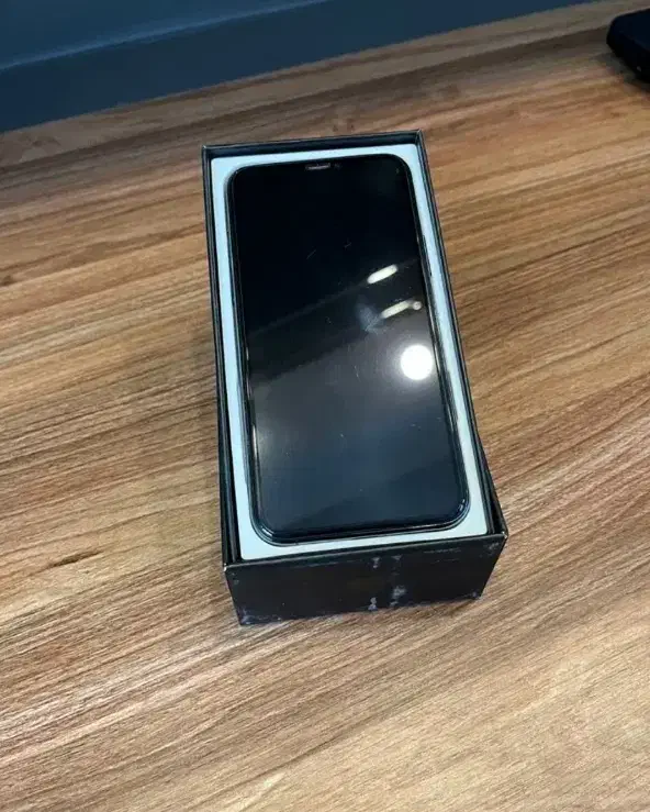 iPhone11 pro اصلی پلمپ LLa|موبایل|بجنورد, |دیوار