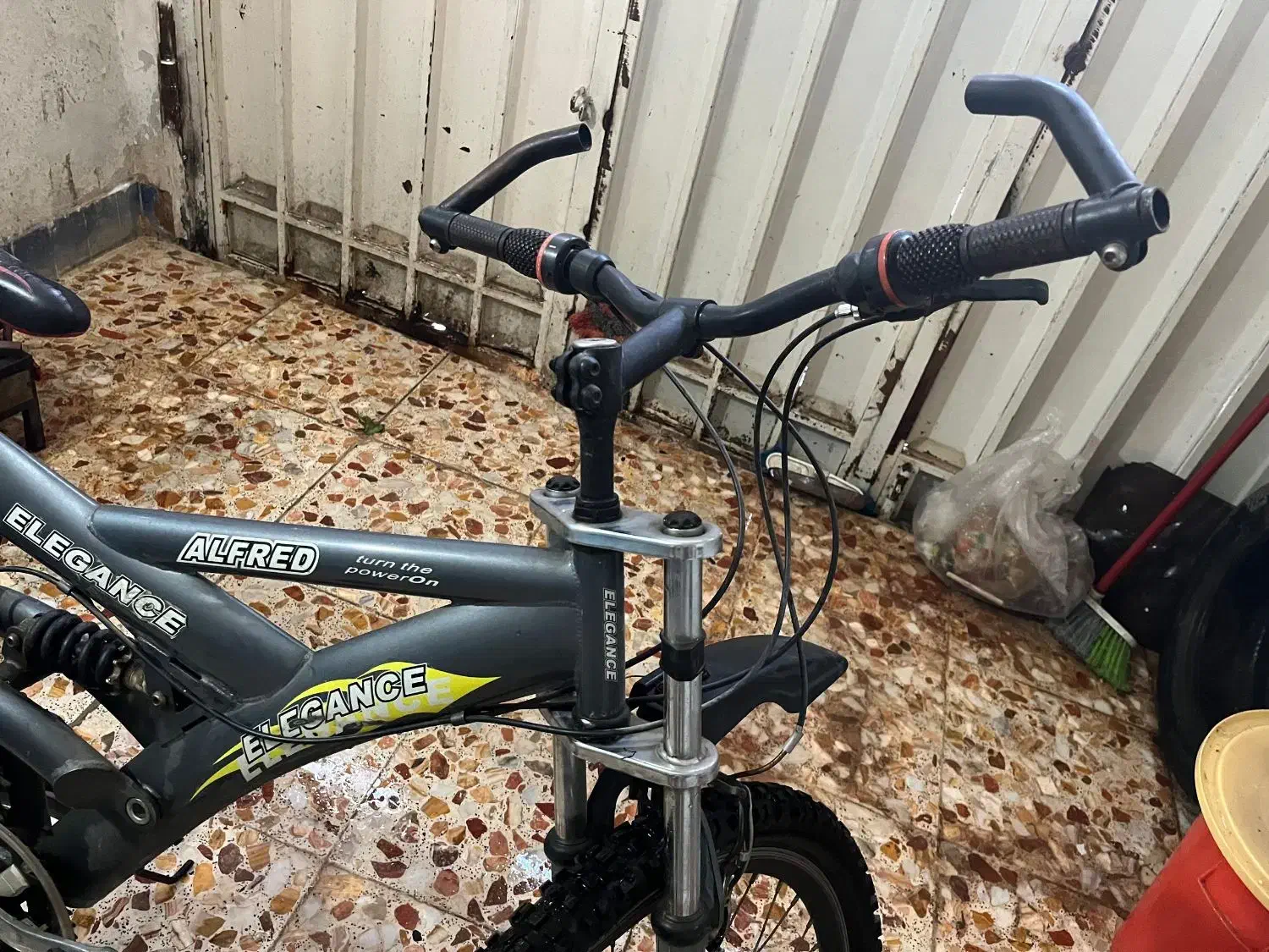 دوچرخه۲۶|دوچرخه، اسکیت، اسکوتر|شیراز, عادل آباد|دیوار