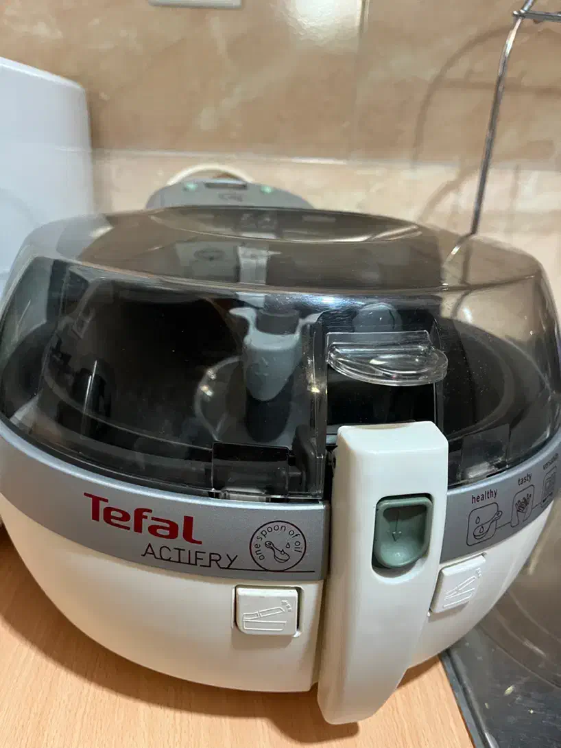 سرخ کن|اجاق گاز و لوازم برقی پخت‌وپز|صدرا-فارس, فاز ۱|دیوار