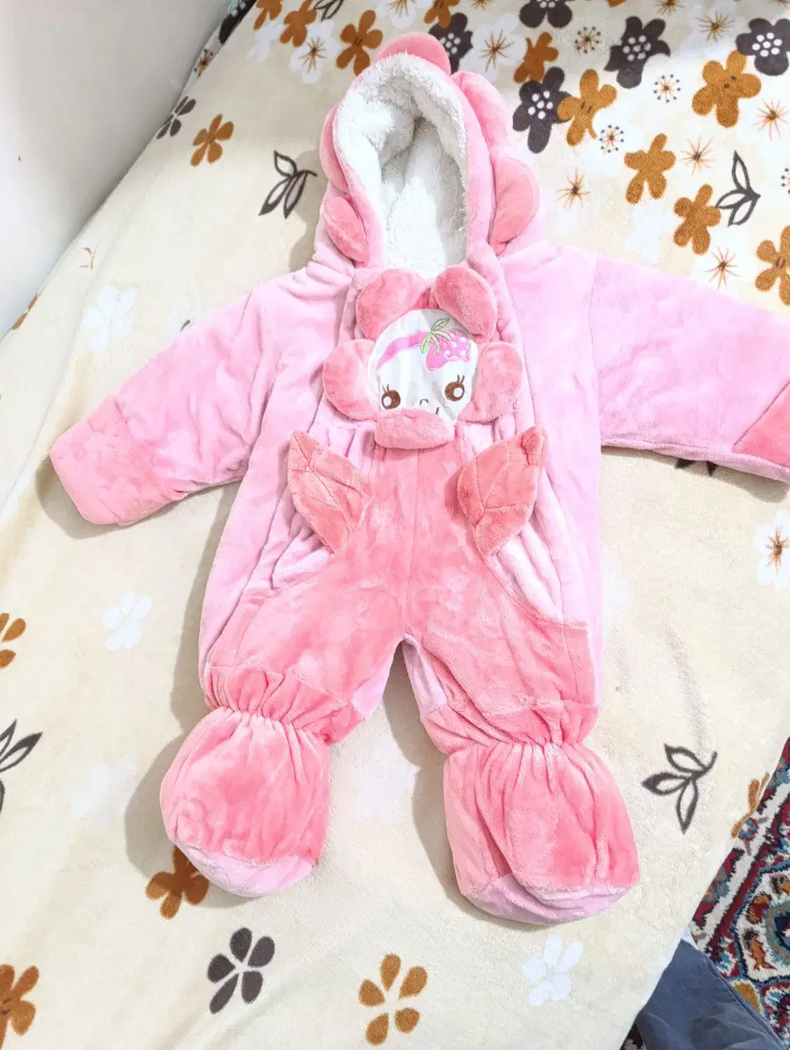 سرهمی پشمی نوزاد و جیلیقه|لباس|کرج, محمود آباد|دیوار