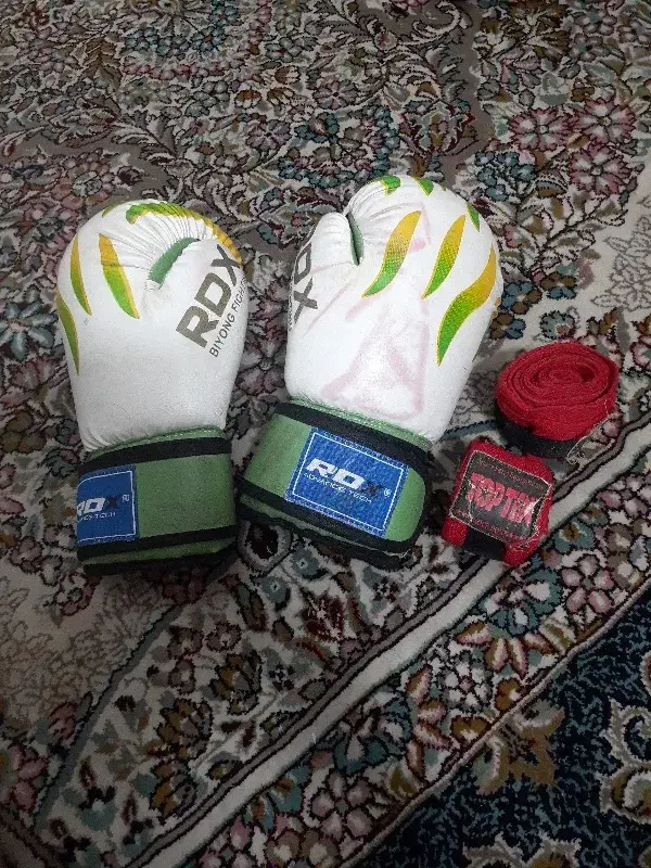 دستکش بوکس|تجهیزات ورزشی|مشهد, مشکینی (شهرک غرب)|دیوار