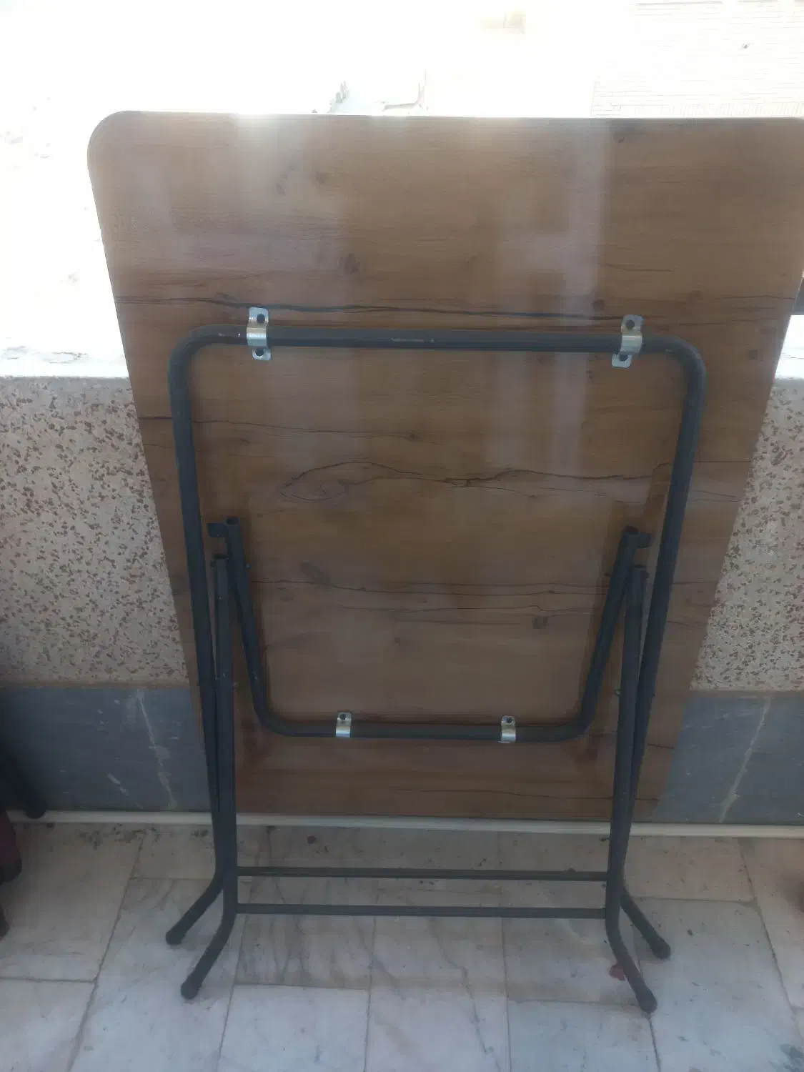 میز تاشو کاملا نو چند روزه خریداری شده|میز و صندلی غذاخوری|هشتگرد, فاز ۳ مهستان|دیوار