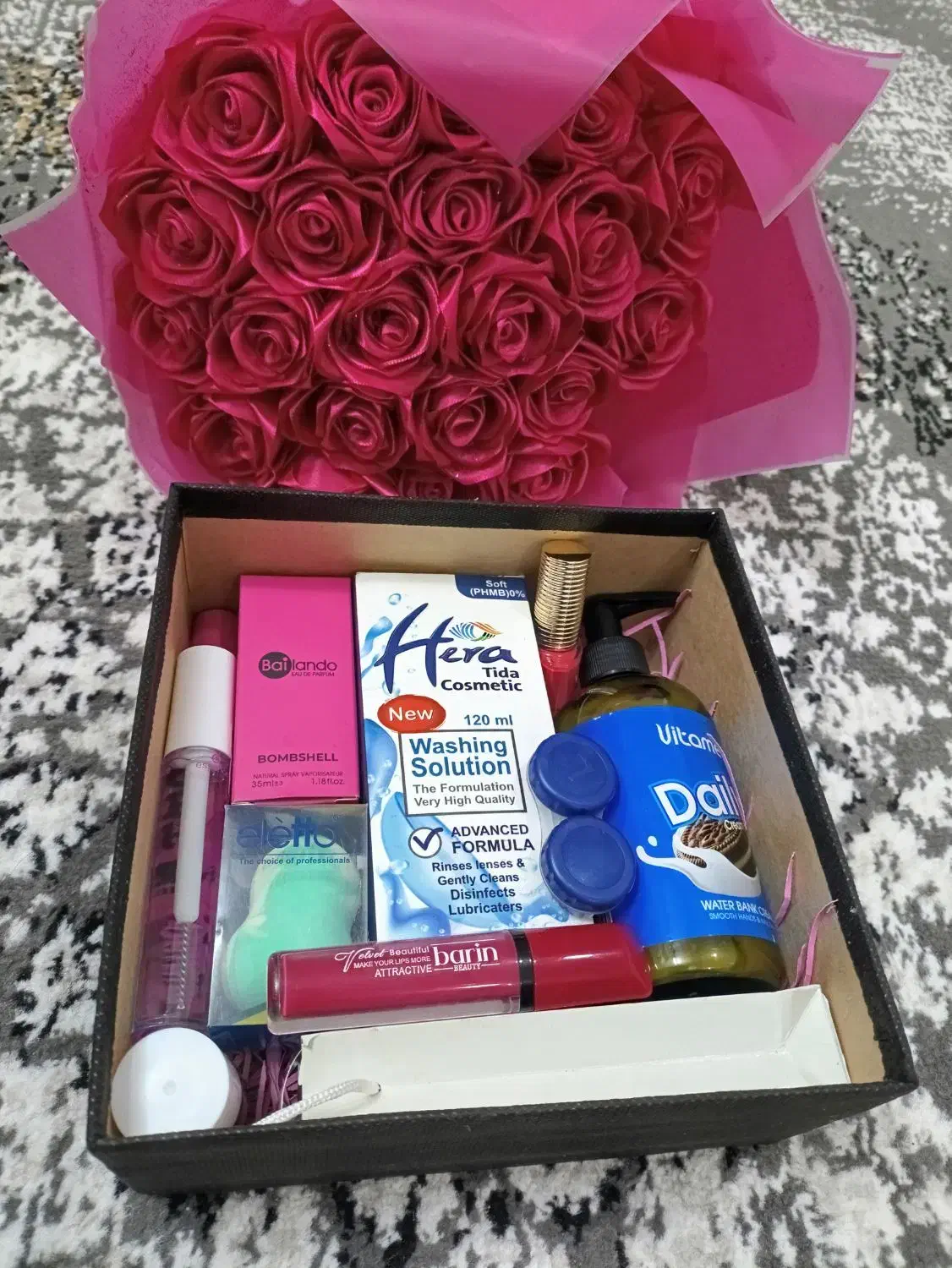 گل روبانی|گل مصنوعی|شاندیز, |دیوار