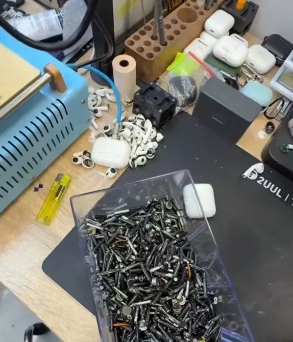 تعمیرات انواع ایرپاد هندزفری ، هدفون سیمی و بی سیم|لوازم جانبی موبایل و تبلت|اصفهان, شاهزید|دیوار