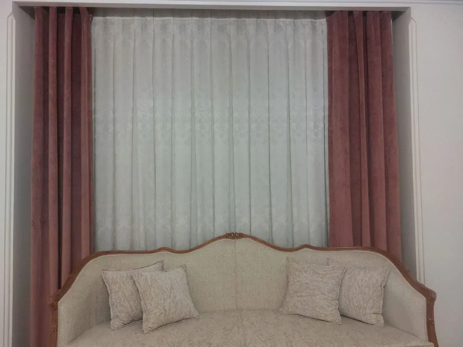 پرده مخمل پانچ شده|پرده، رانر، رومیزی|تهران, امیریه|دیوار