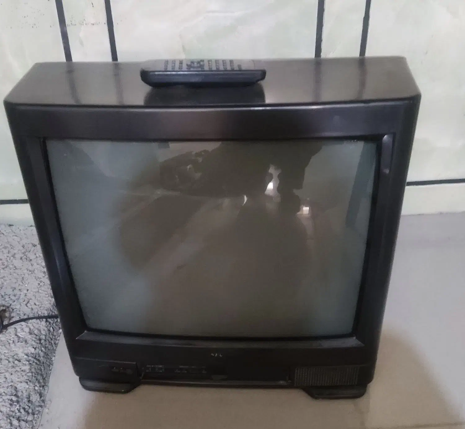 وسایل  منزل تلویزیون|تلویزیون و پروژکتور|آبدانان, |دیوار