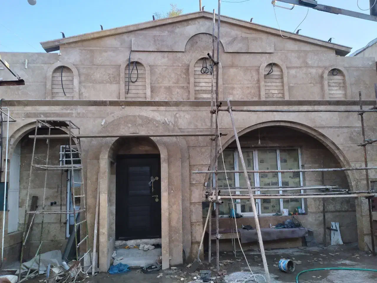 سنگ کاری،سرامیک، آجر وغیره|خدمات پیشه و مهارت|فولادشهر, مسکن مهر فولادشهر|دیوار