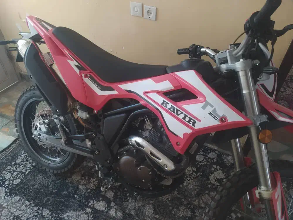 موتورسیکلت|موتورسیکلت|داراب, |دیوار