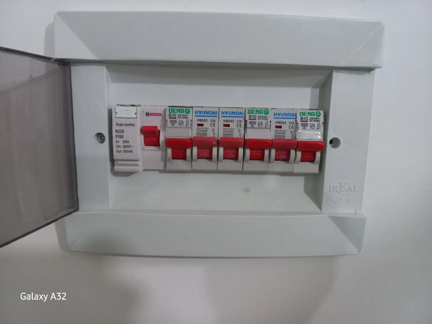 برق کار ساختمان|خدمات پیشه و مهارت|بجنورد, |دیوار