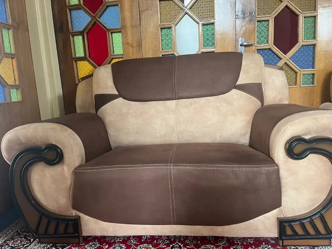 مبل راحتی هفت نفر|مبلمان خانگی و میز عسلی|اصفهان, فروردین|دیوار