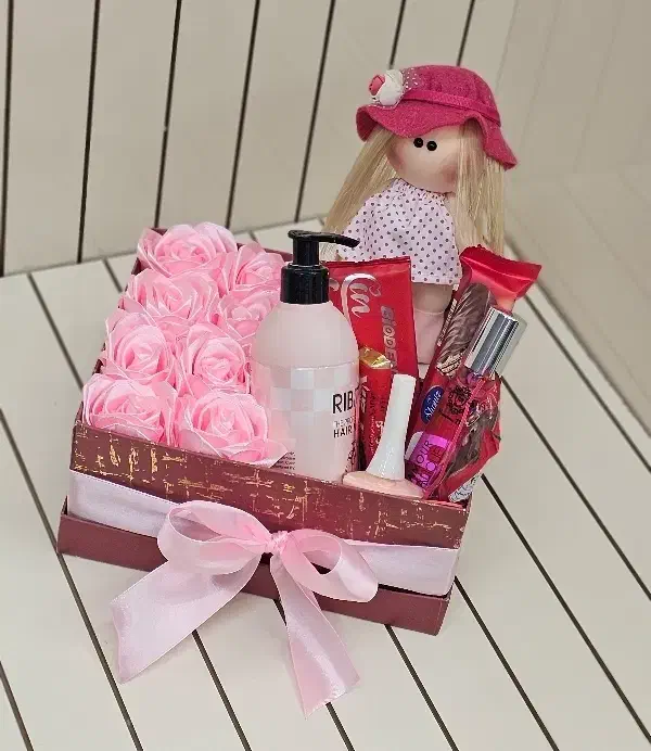 پک ولنتاین|گل مصنوعی|سنندج, |دیوار