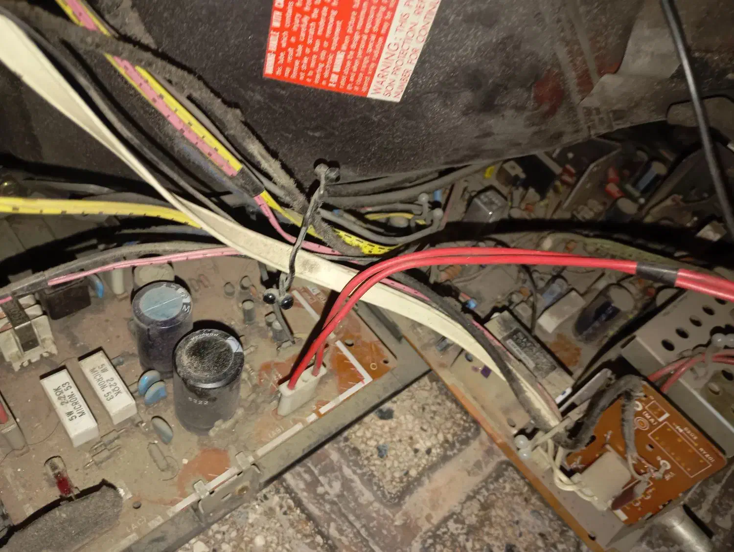 تلویزیون قدیمی|تلویزیون و پروژکتور|سنندج, |دیوار