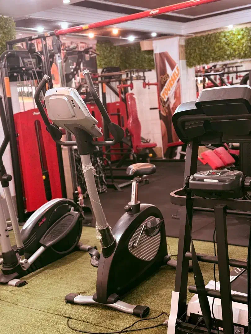 ماساژور باشگاه ورزشی ویژه بانوان|خدمات آموزشی|اندیشه, اندیشه فاز ۱|دیوار