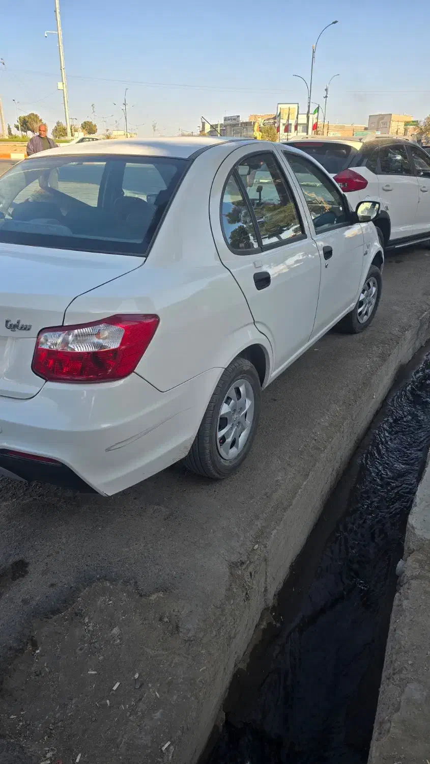 ساینا دوگانه سوز کارخانه مدل ۱۴۰۲|خودرو سواری و وانت|تربتحیدریه, مظفریه|دیوار