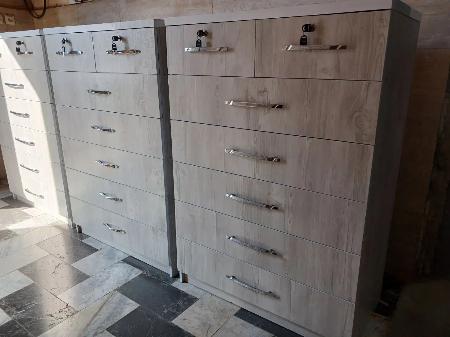 دراوربزرگ|جاکفشی، کمد، دراور|قرچک, زیبا شهر|دیوار