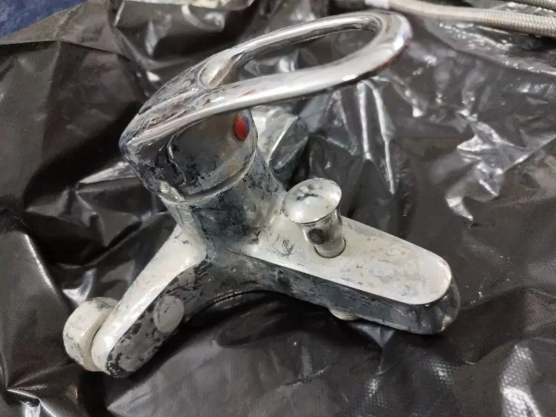 شیرآلات|مصالح و تجهیزات ساختمان|قم, باجک دو|دیوار