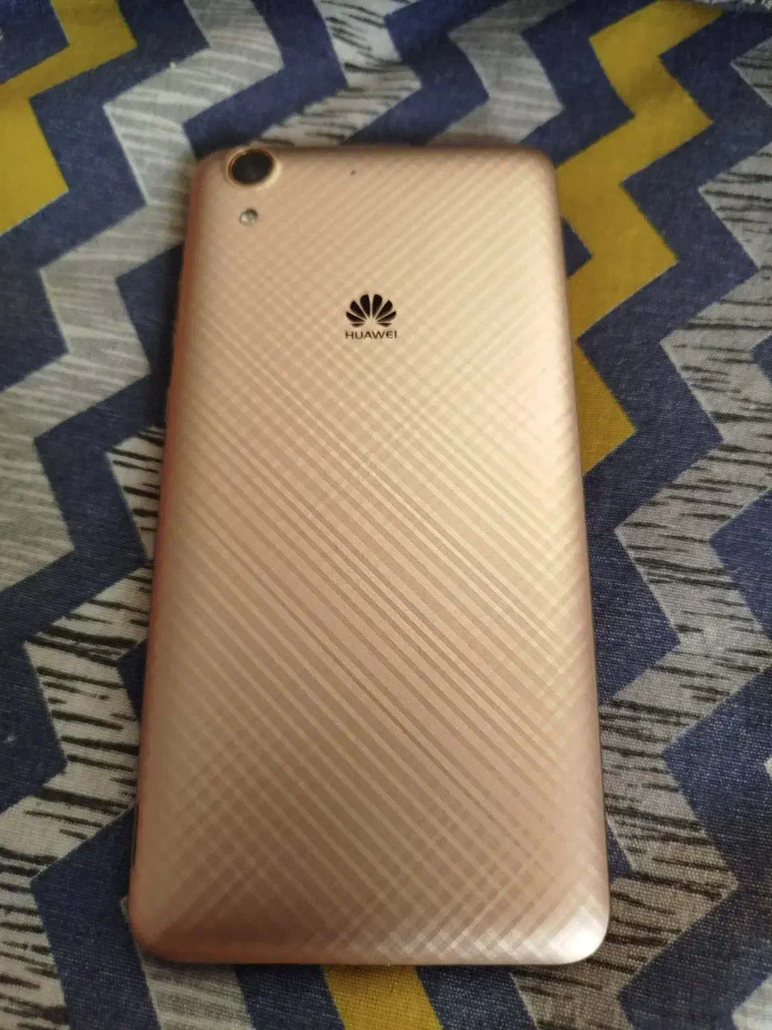 گوشی هواوی وای 6|موبایل|شیراز, شهرک ترکان|دیوار