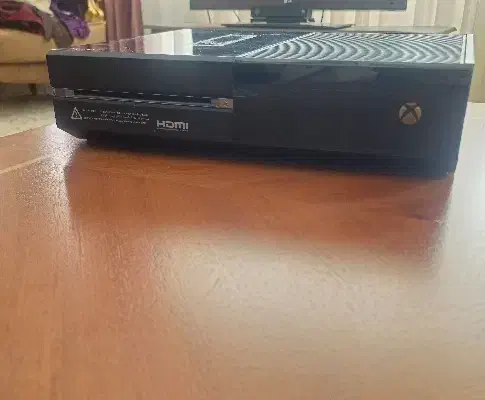 ایکس باکس وان با کینکت و ۲ دسته|کنسول، بازی ویدئویی و آنلاین|شیراز, شهرک گلستان|دیوار