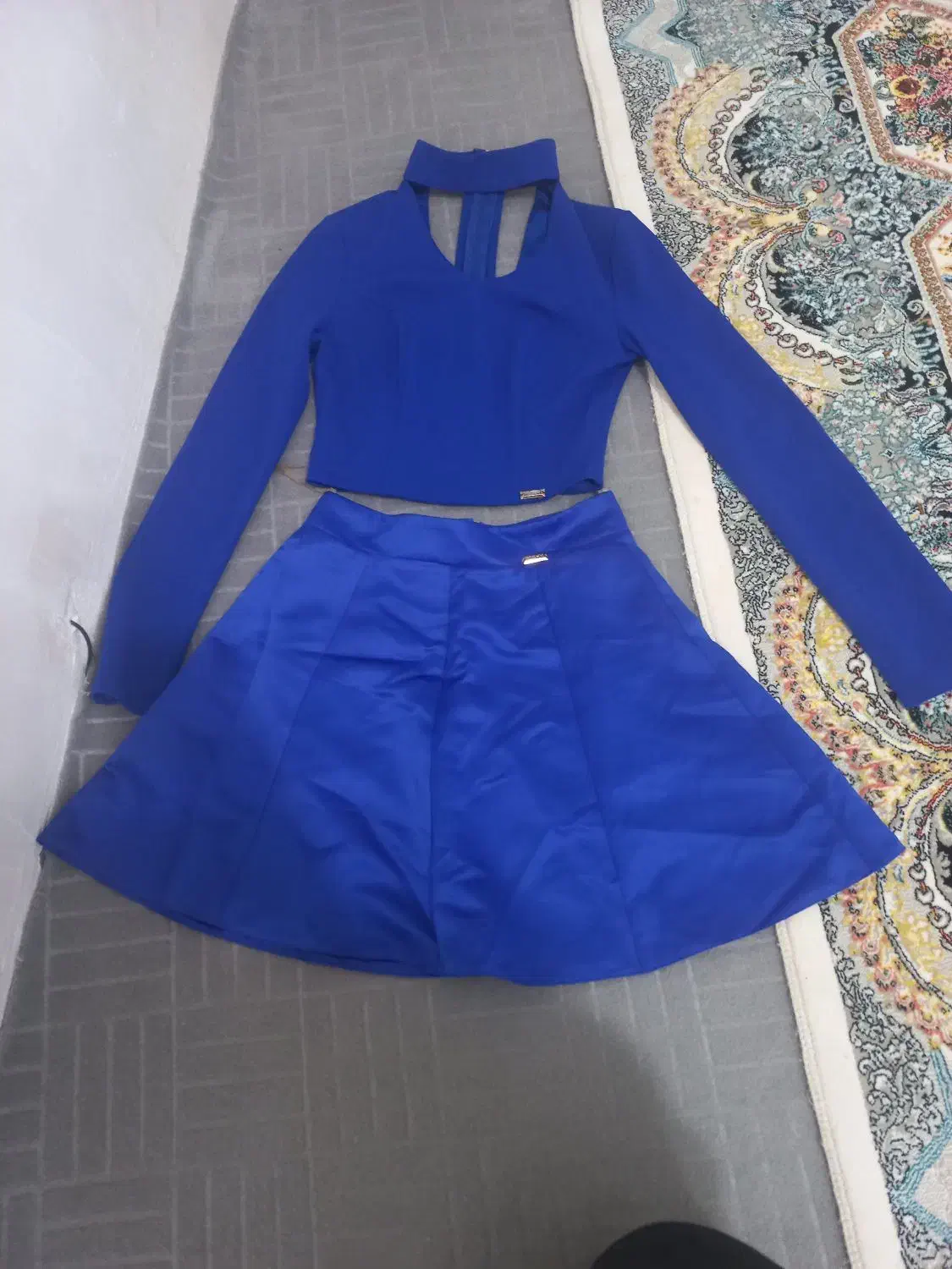 لباس مجلسی عروسکی|لباس|نیر (اردبیل), |دیوار