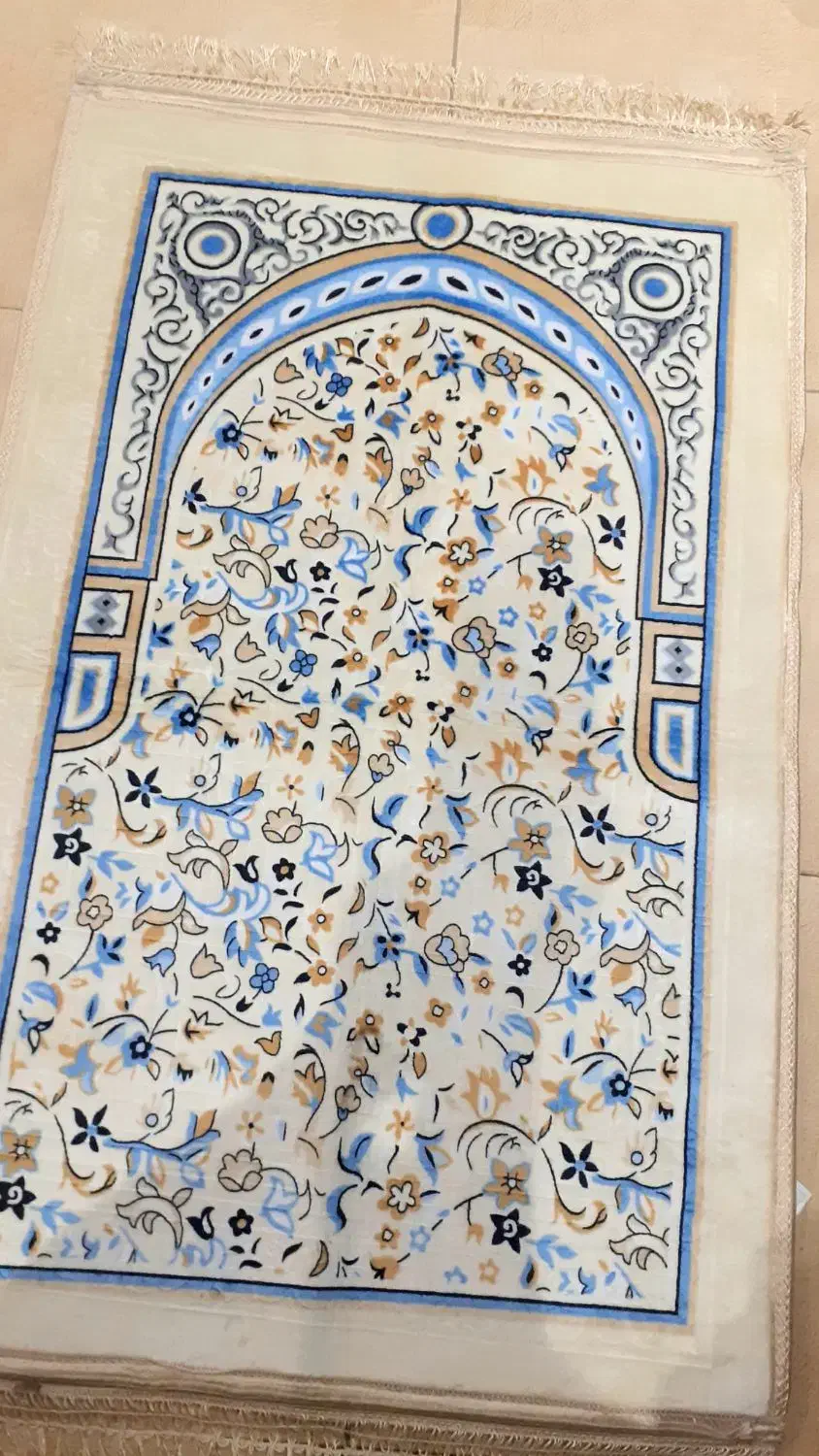 فرشینه سجاده مخمل پشت ترمز دار سه لایه صادراتی|فرش|کاشان, فاز ۱ ناجی آباد|دیوار