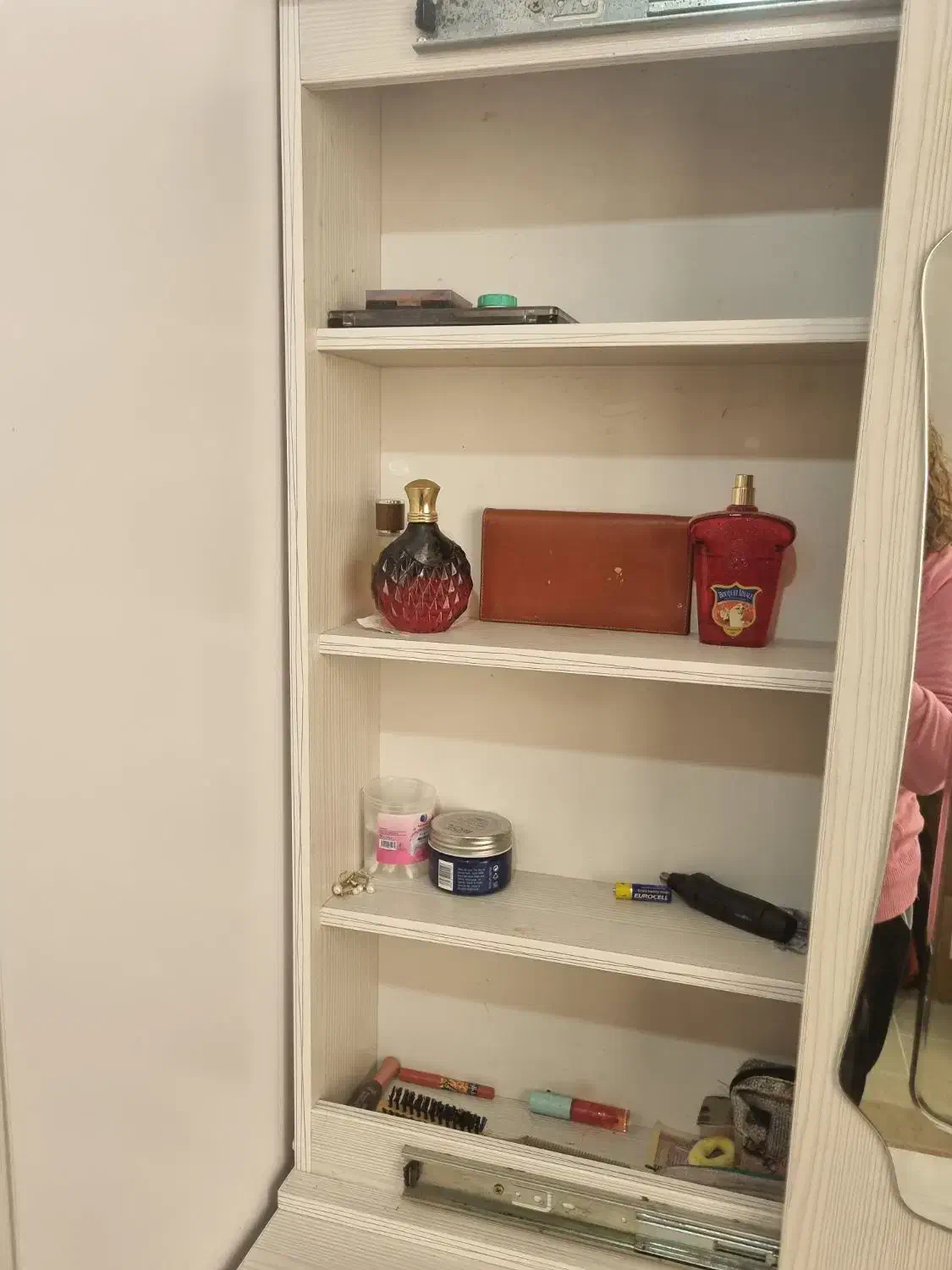 دراور ۴کشو|جاکفشی، کمد، دراور|پرند, فاز ۴|دیوار