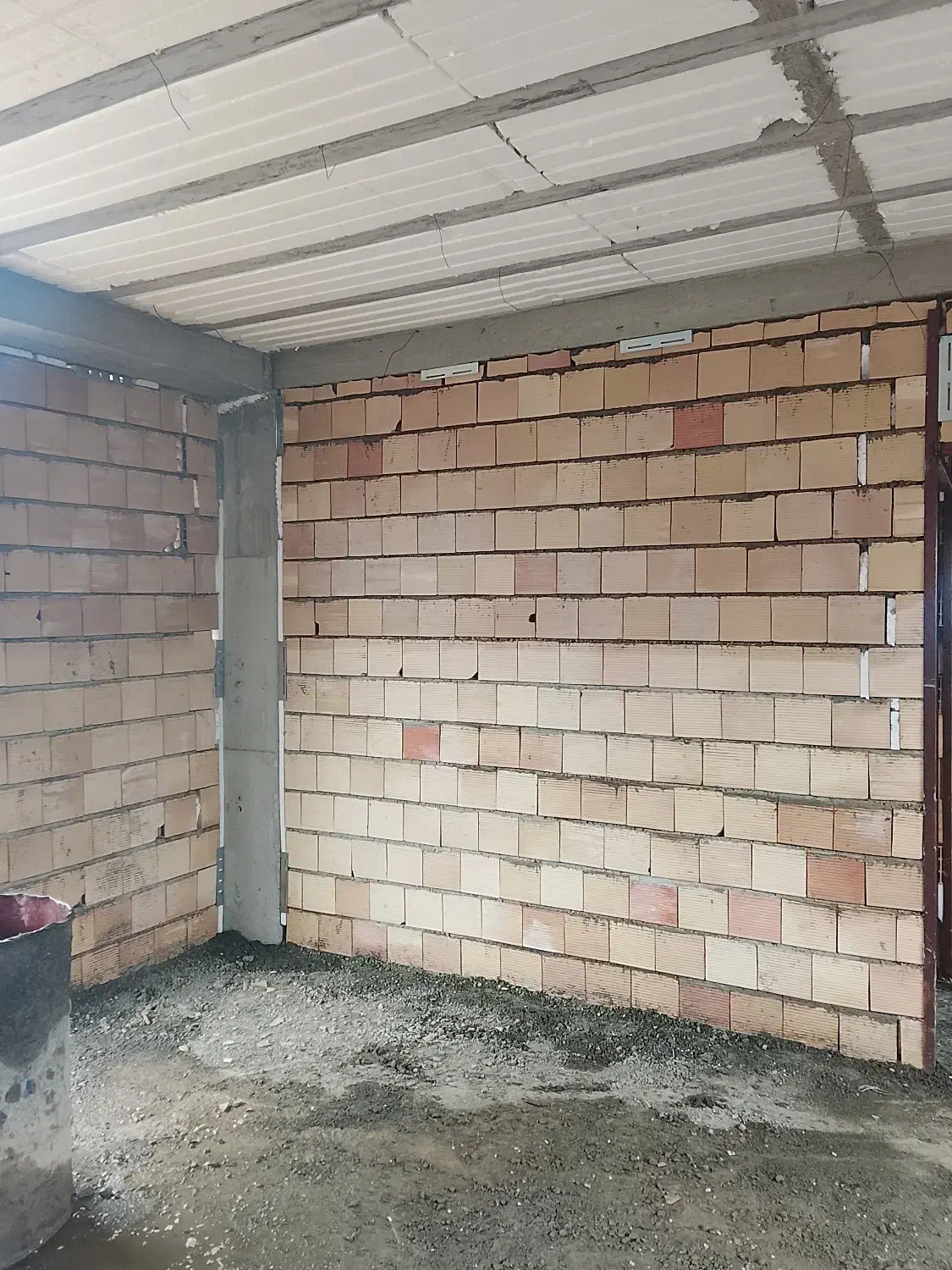 دیوار چینی کرسی چینی سیمانکاری بنایی|خدمات پیشه و مهارت|رودسر, |دیوار