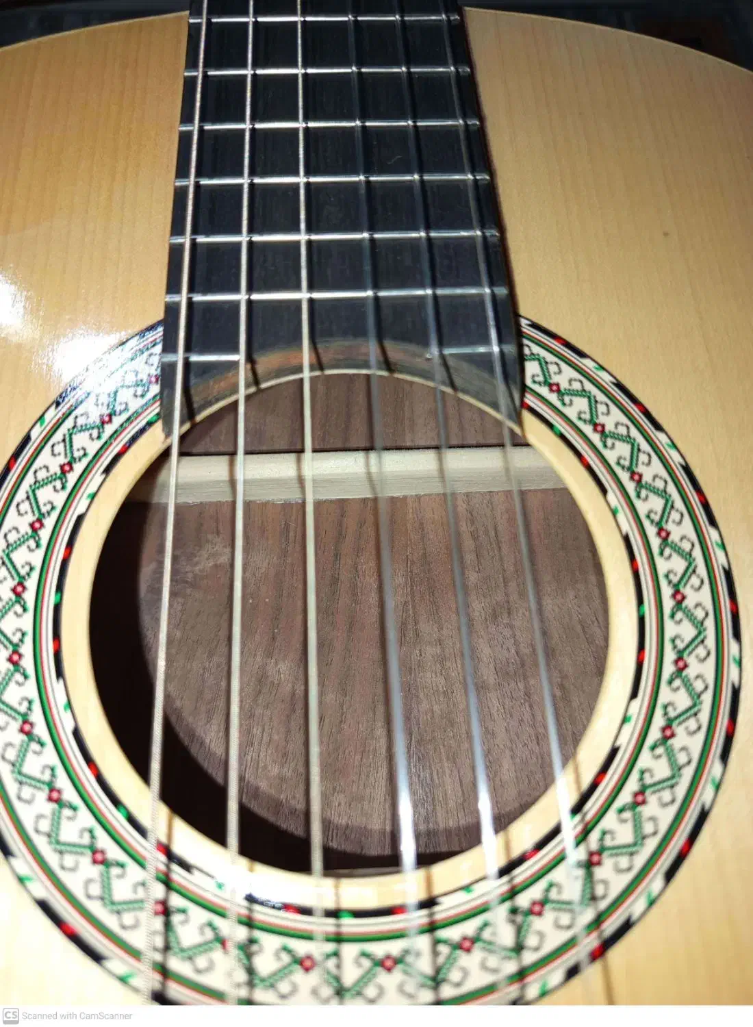 گیتار|گیتار، بیس، امپلیفایر|ری, منصوریه منگل|دیوار