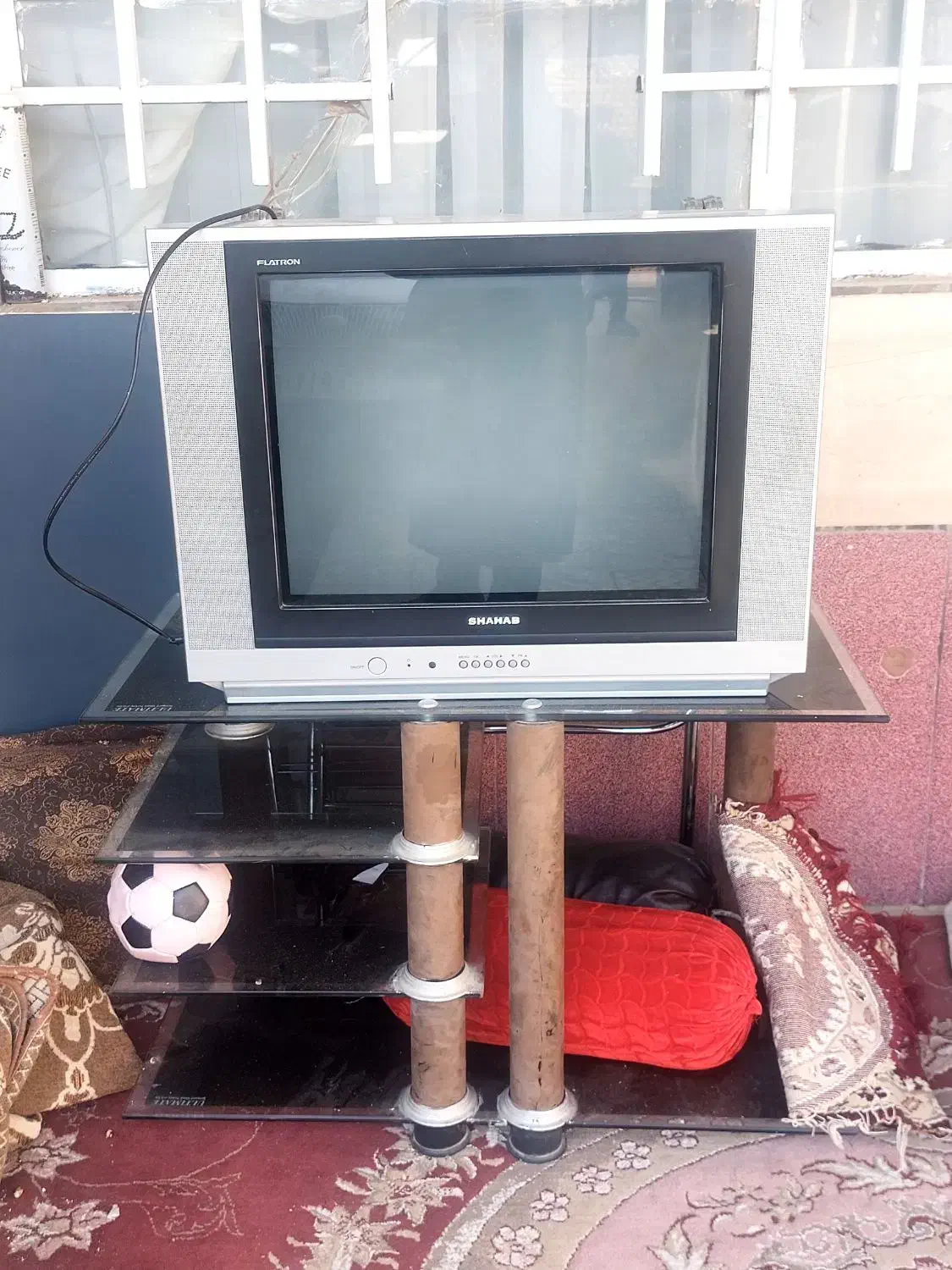 تلویزیون با میز|میز تلویزیون|تربتحیدریه, حیدرآباد|دیوار