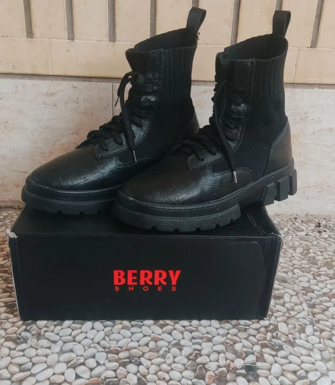 کفش و بوت|کیف، کفش، کمربند|سیرجان, |دیوار