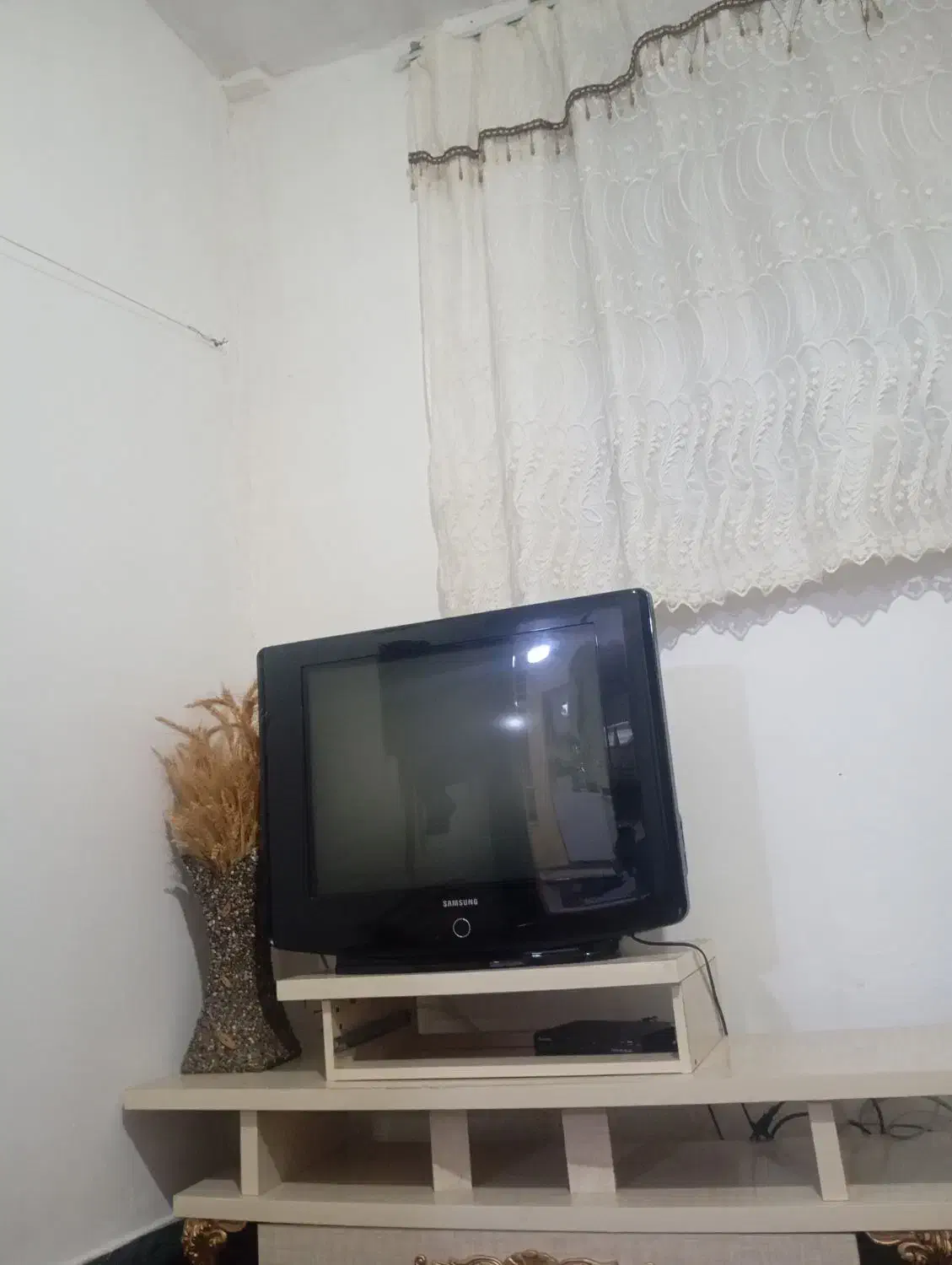 تلفزیون 29اینج|تلویزیون و پروژکتور|مریوان, |دیوار