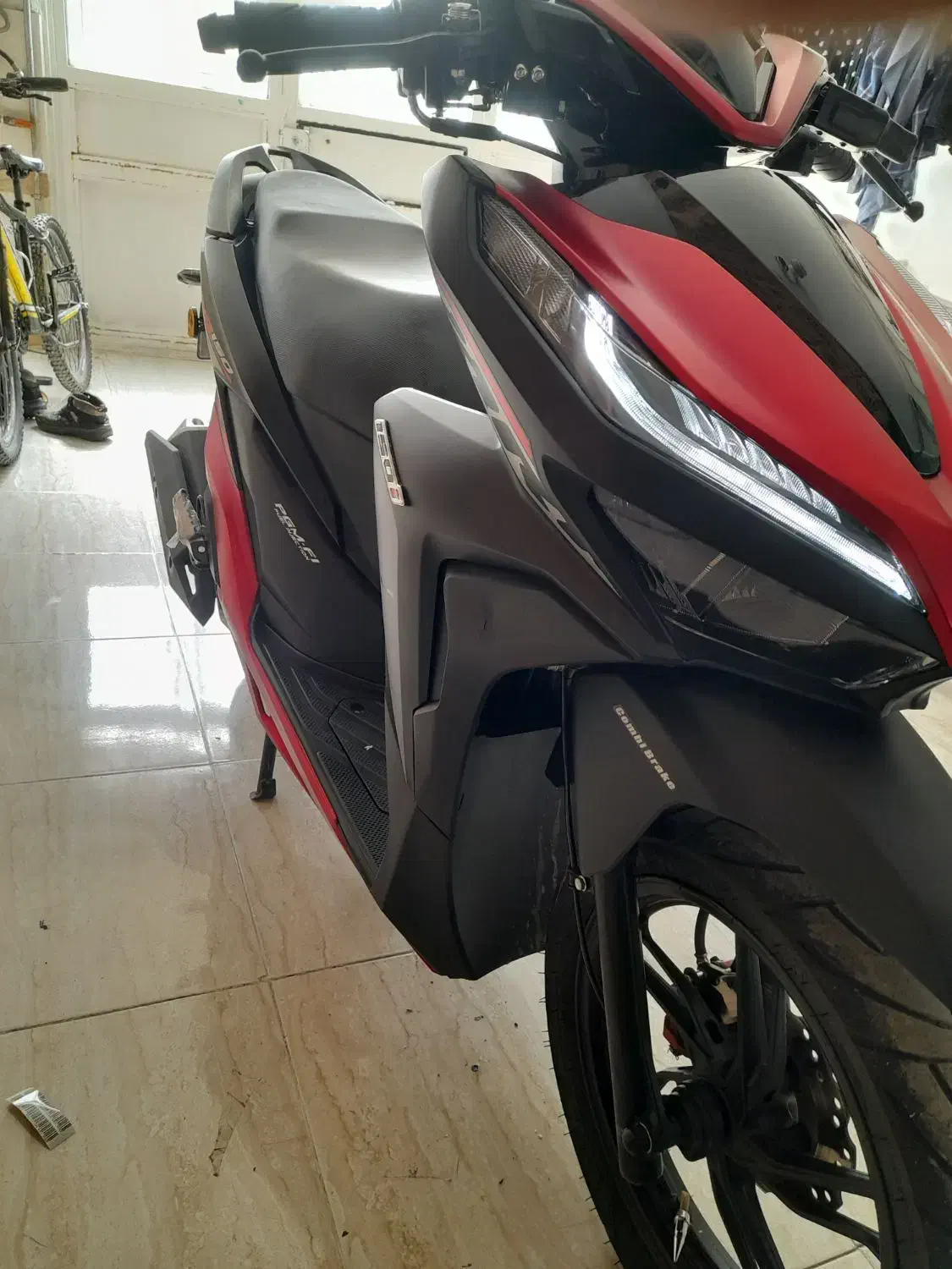 کلیک خشک|موتورسیکلت|بوکان, |دیوار