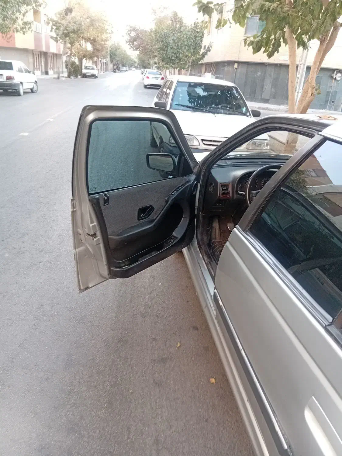 پژو پارس خونگی|خودرو سواری و وانت|اصفهان, پارک ایثارگران|دیوار