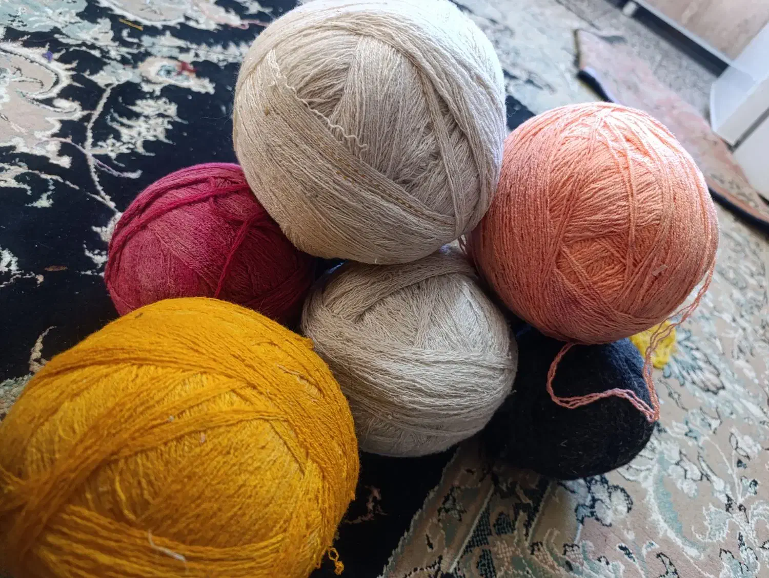 فروش تعدادی کاموا|لوازم خیاطی و بافتنی|کرمان, |دیوار