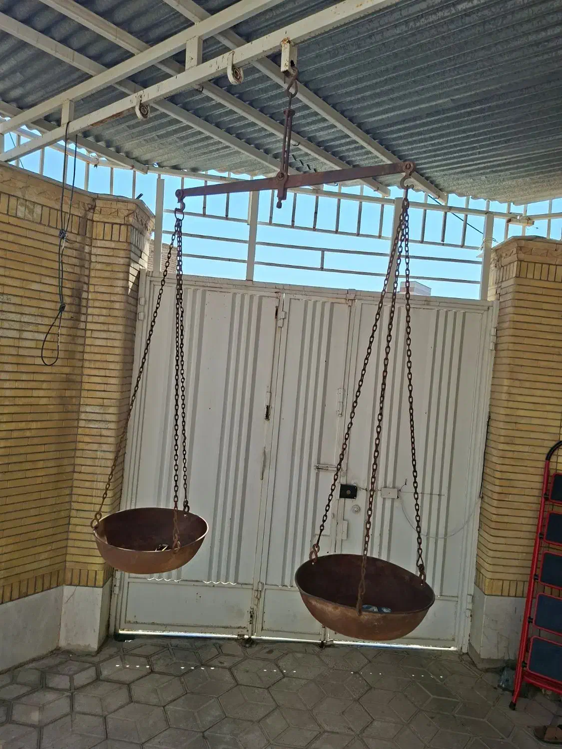 ترازو قاجاری کمیاب|کلکسیون اشیاء عتیقه|فسا, |دیوار