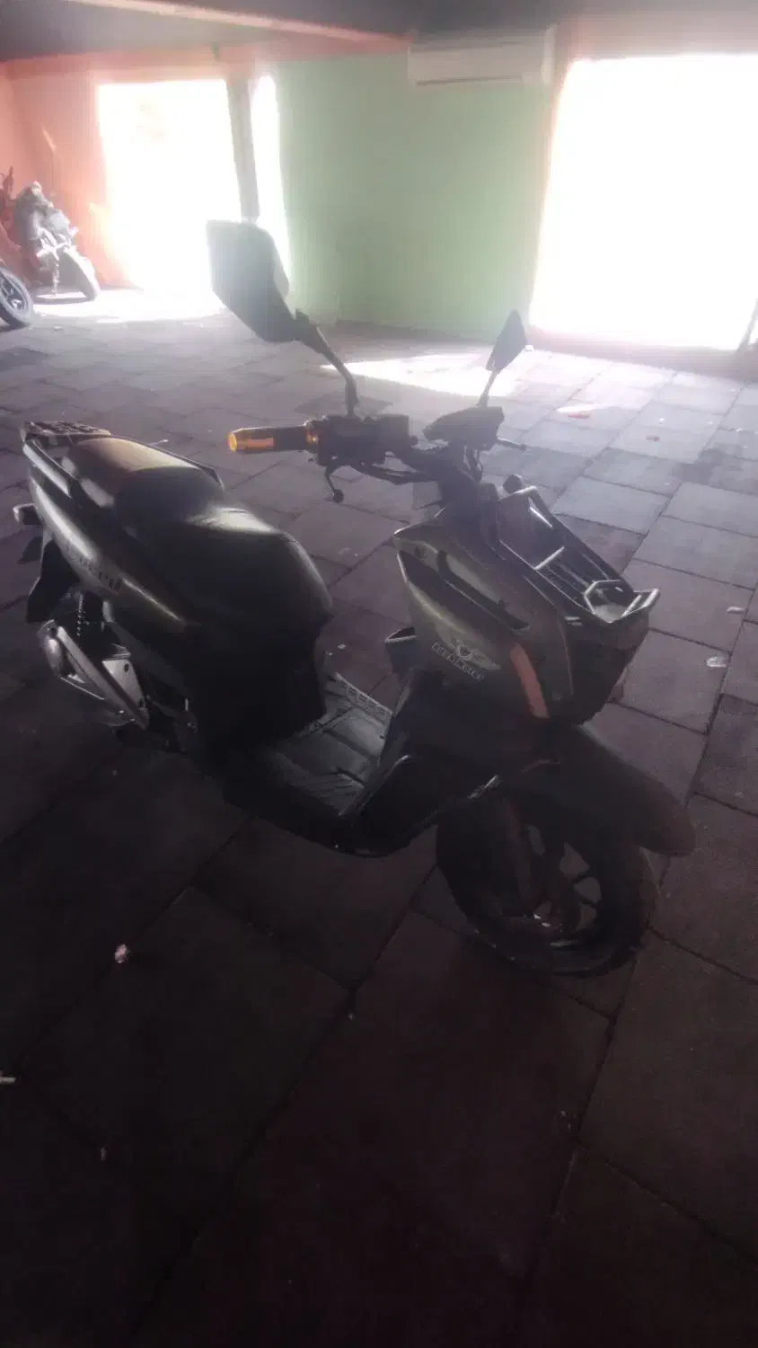 تانک 1402|موتورسیکلت|کیش, |دیوار