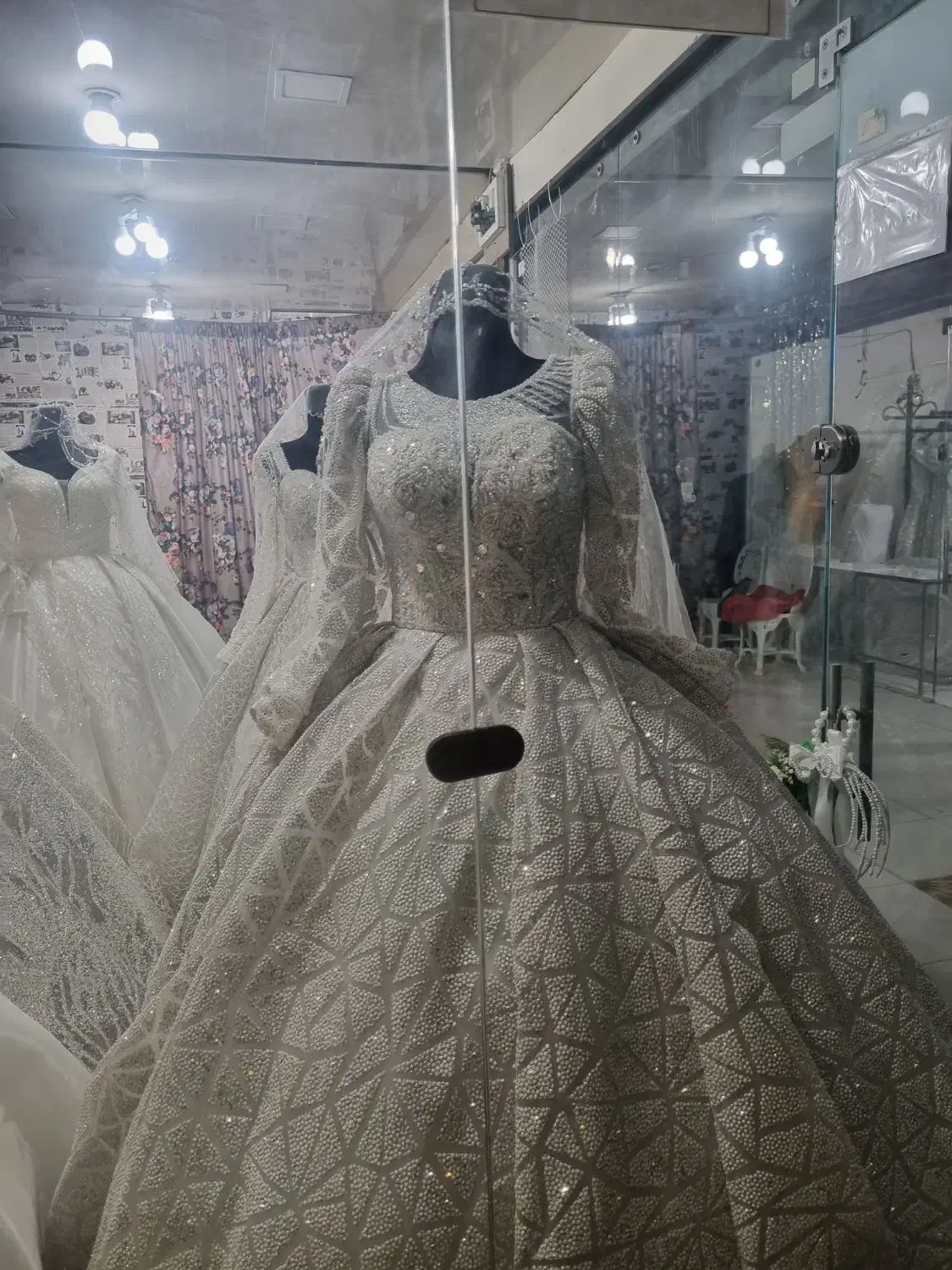 لباس عروس اجاره زیرقیمت|لباس|آبادان, |دیوار