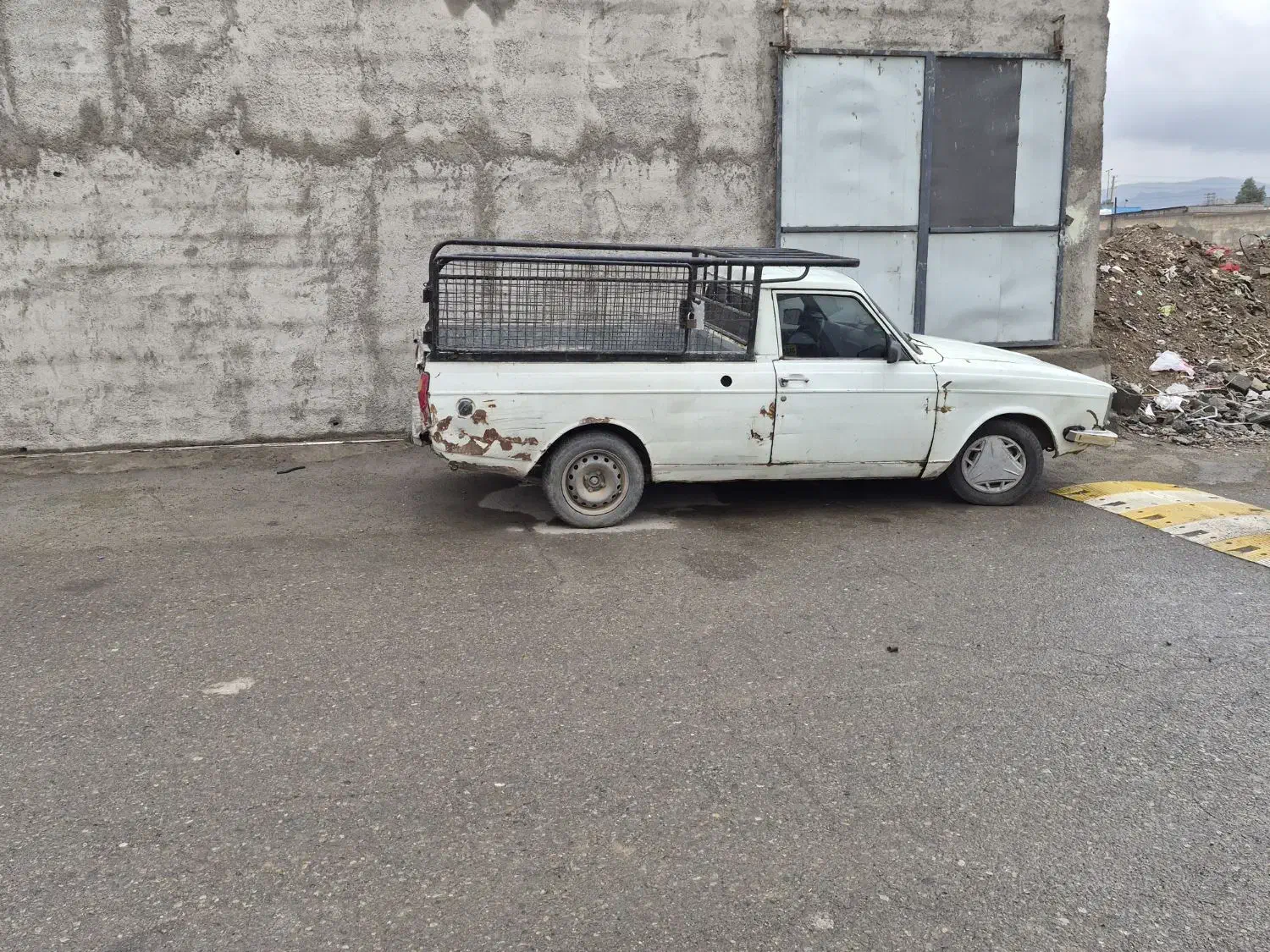 پیکان وانت مدل ۸۴|خودرو سواری و وانت|قیامدشت - خاورشهر, |دیوار