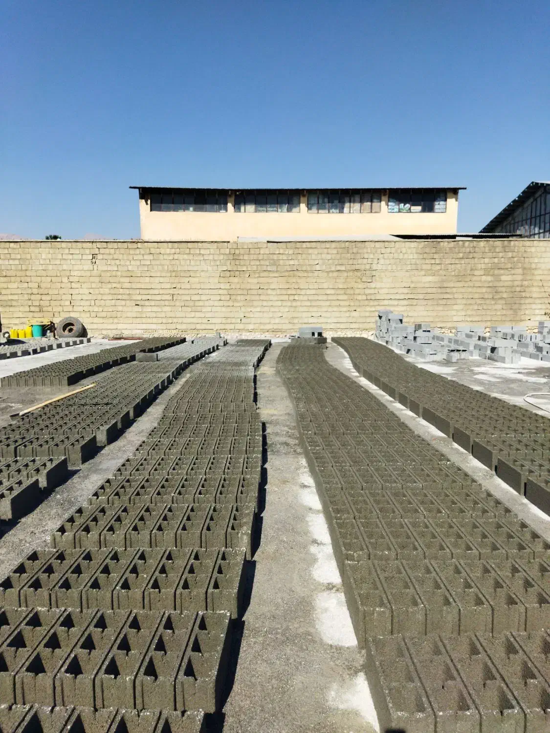 فروش بلوک سبک لیکا با طرح مهندسی و کیفیت تضمینی|مصالح و تجهیزات ساختمان|یاسوج, |دیوار