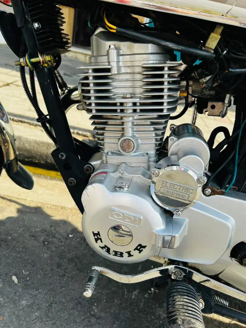 هندا ۲۰۰ کبیر|موتورسیکلت|تهران, آذری|دیوار