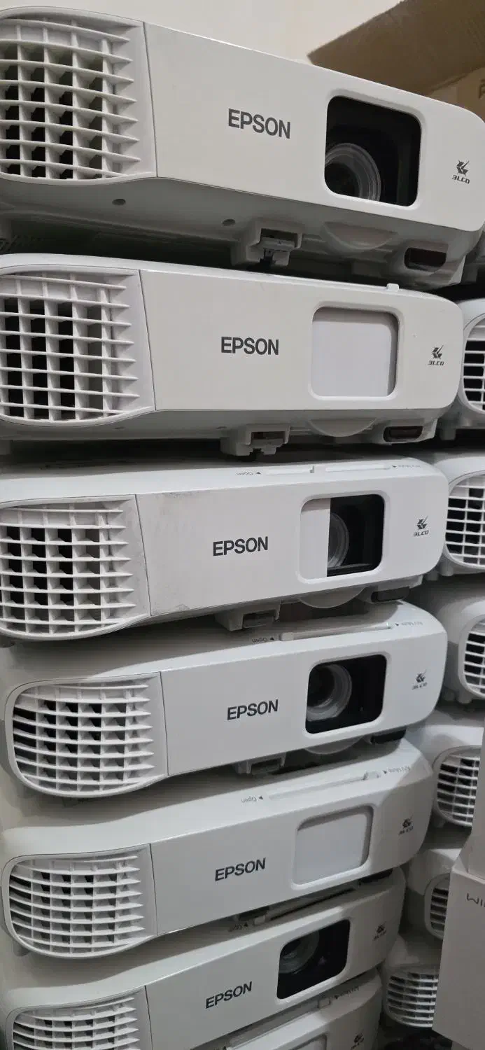 ویدیو پروژکتور اپسون مدل eb ۹۷۰ عمده موجود شد|تلویزیون و پروژکتور|تهران, صادقیه|دیوار
